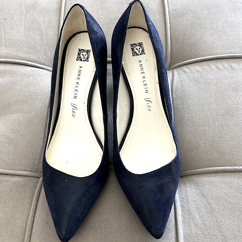 ANNE KLEIN NAVY 3” Heels
